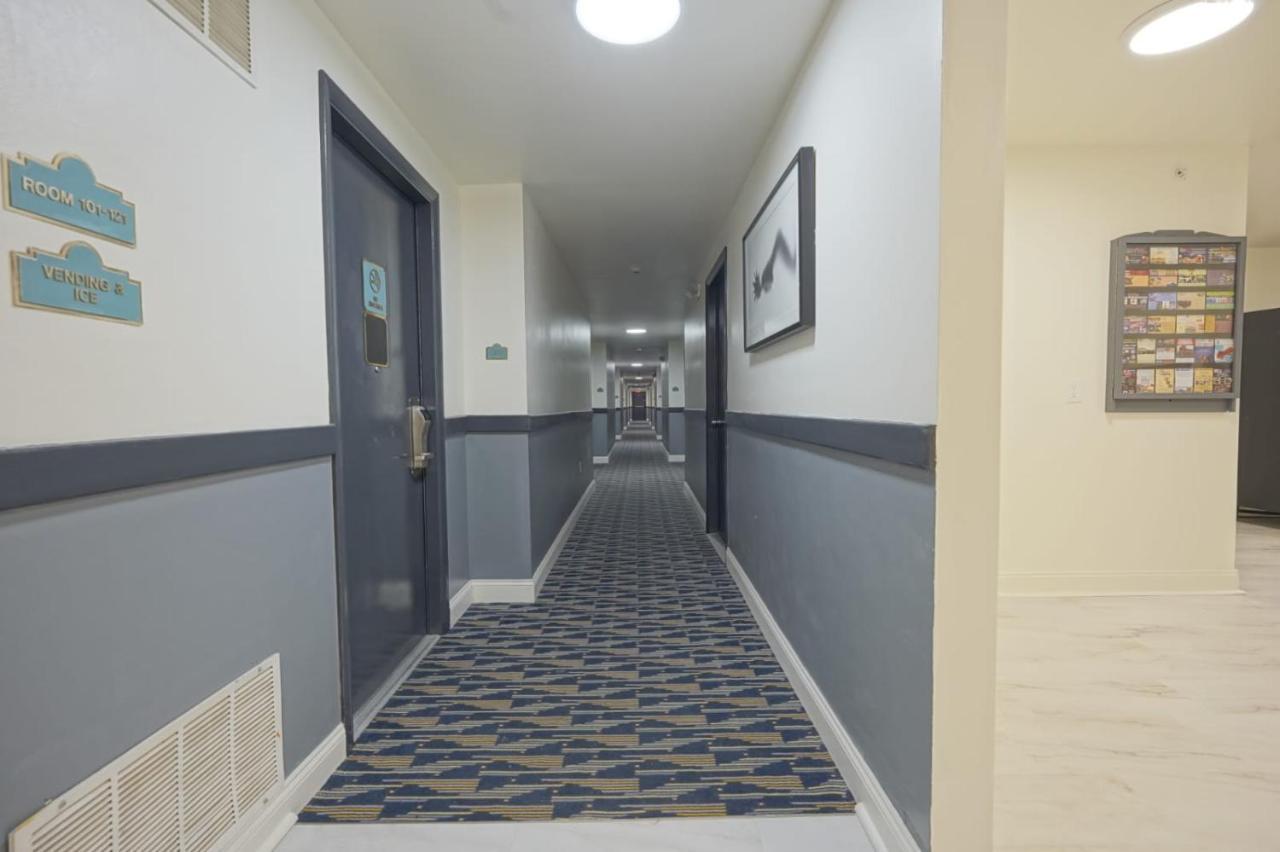Greenwoods Inn & Suites Berlin Kültér fotó